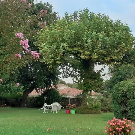 Maison Abelia Holiday home Pissos